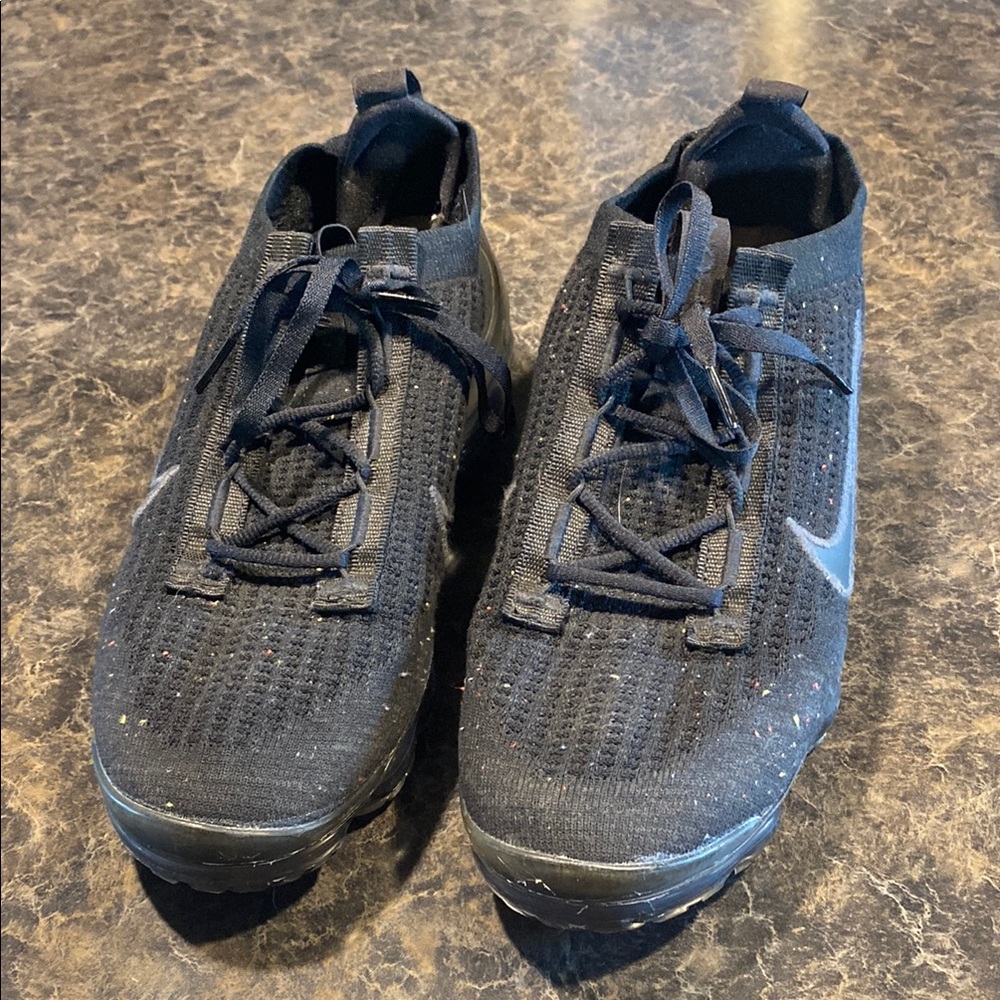 Nike Men’s Air VaporMax 2021 Flyknit